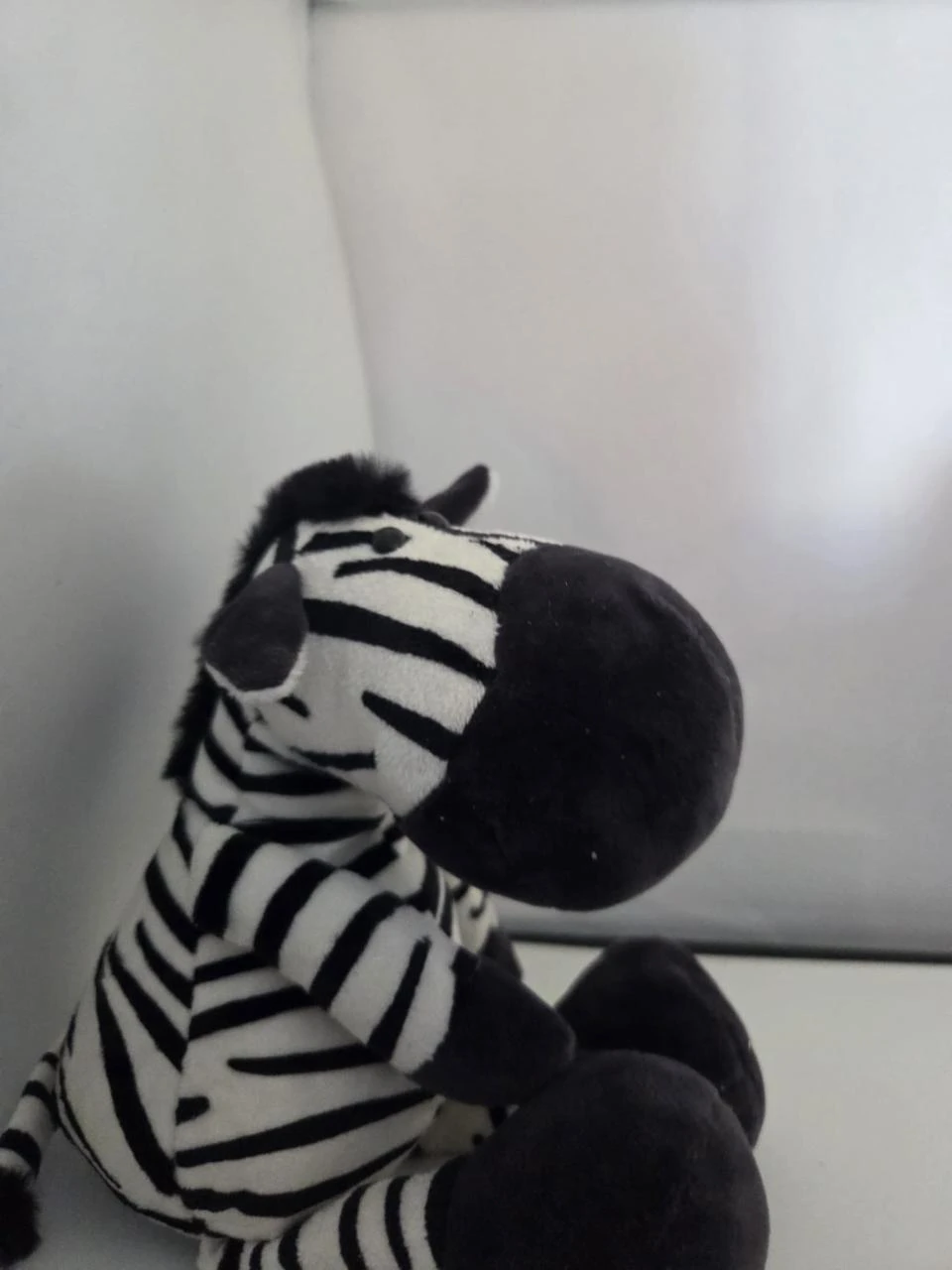 Peluche cebra blanco y negro sentado – Patas grandes – photo 4